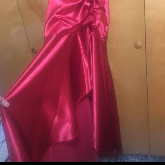 Evening Gown Prom Homecoming - Picture 5 of 6